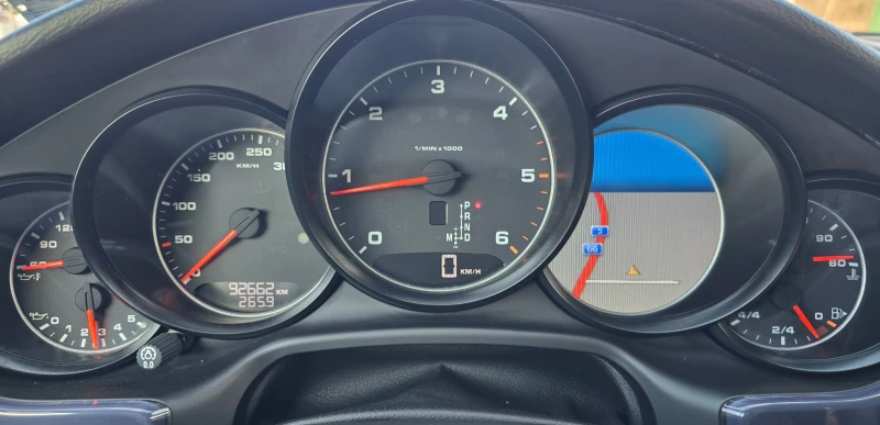 Porsche Panamera 3.0d* 250кс* 8скорости* 92000км* Евро 5B, снимка 16 - Автомобили и джипове - 53138646