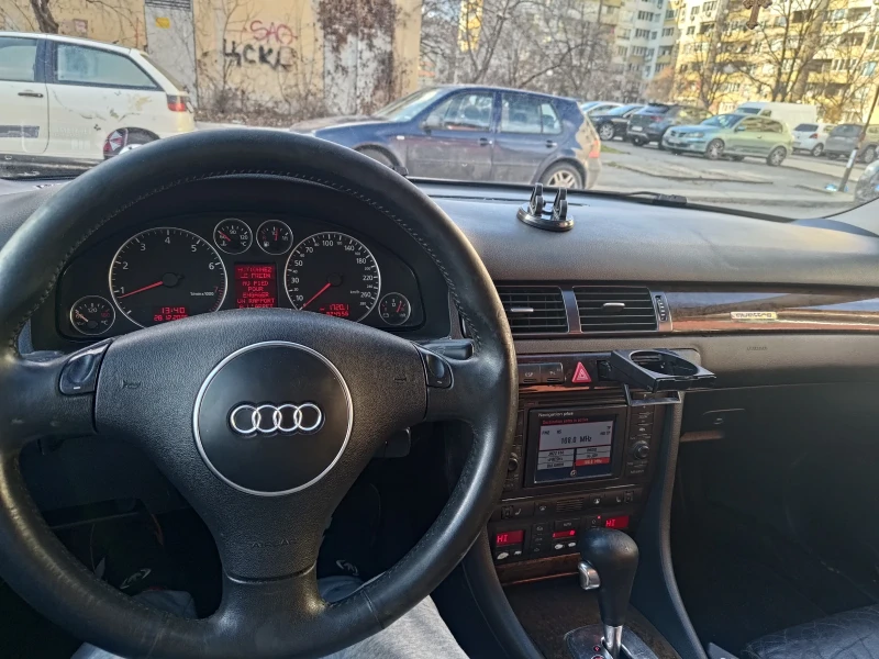 Audi A6 4.2 бензин газ , снимка 13 - Автомобили и джипове - 53214352