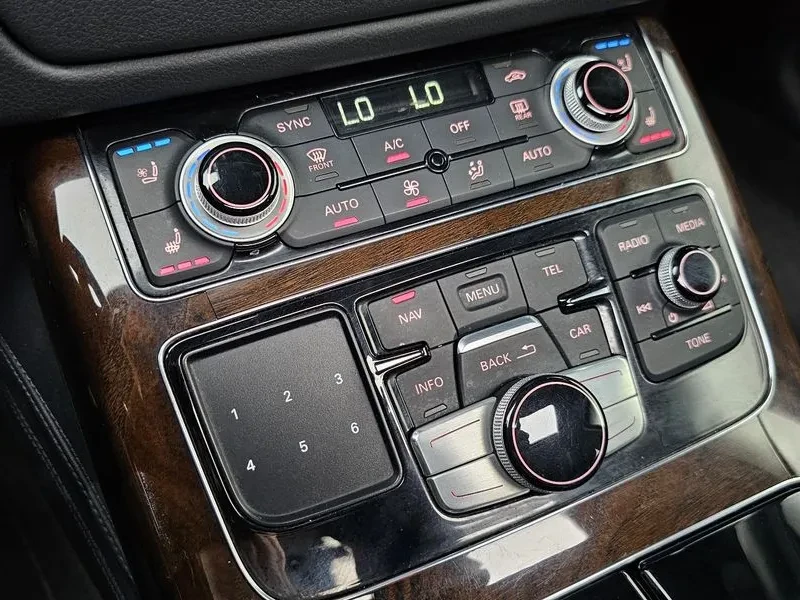Audi A8 4.2 TDI QUATTRO, снимка 9 - Автомобили и джипове - 55097967