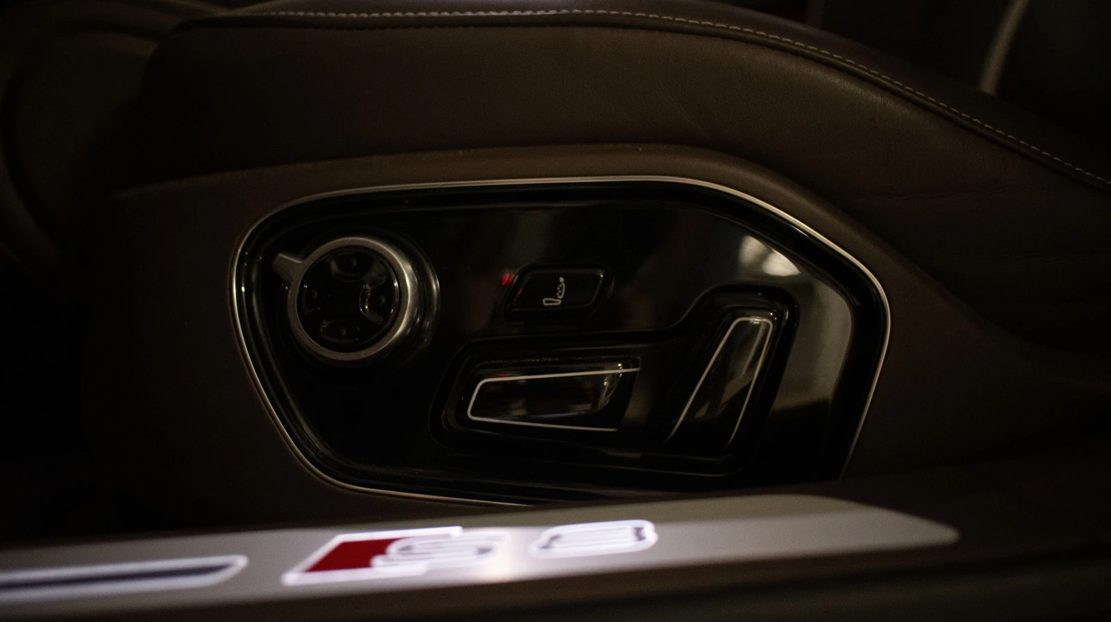Audi S8 Plus | Mobile.bg   14