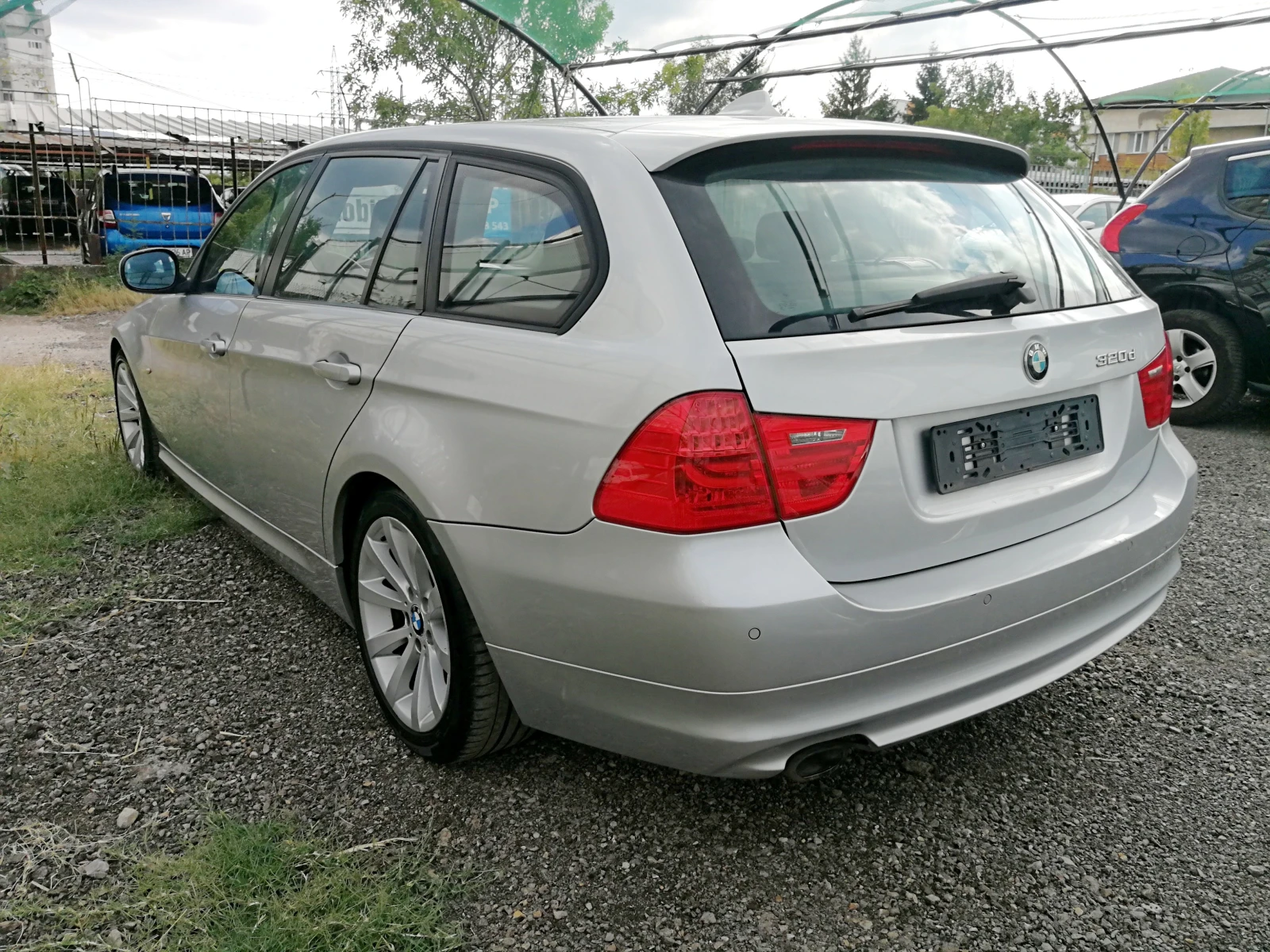 BMW 320 2.0D-177кс-NAVI - изображение 4