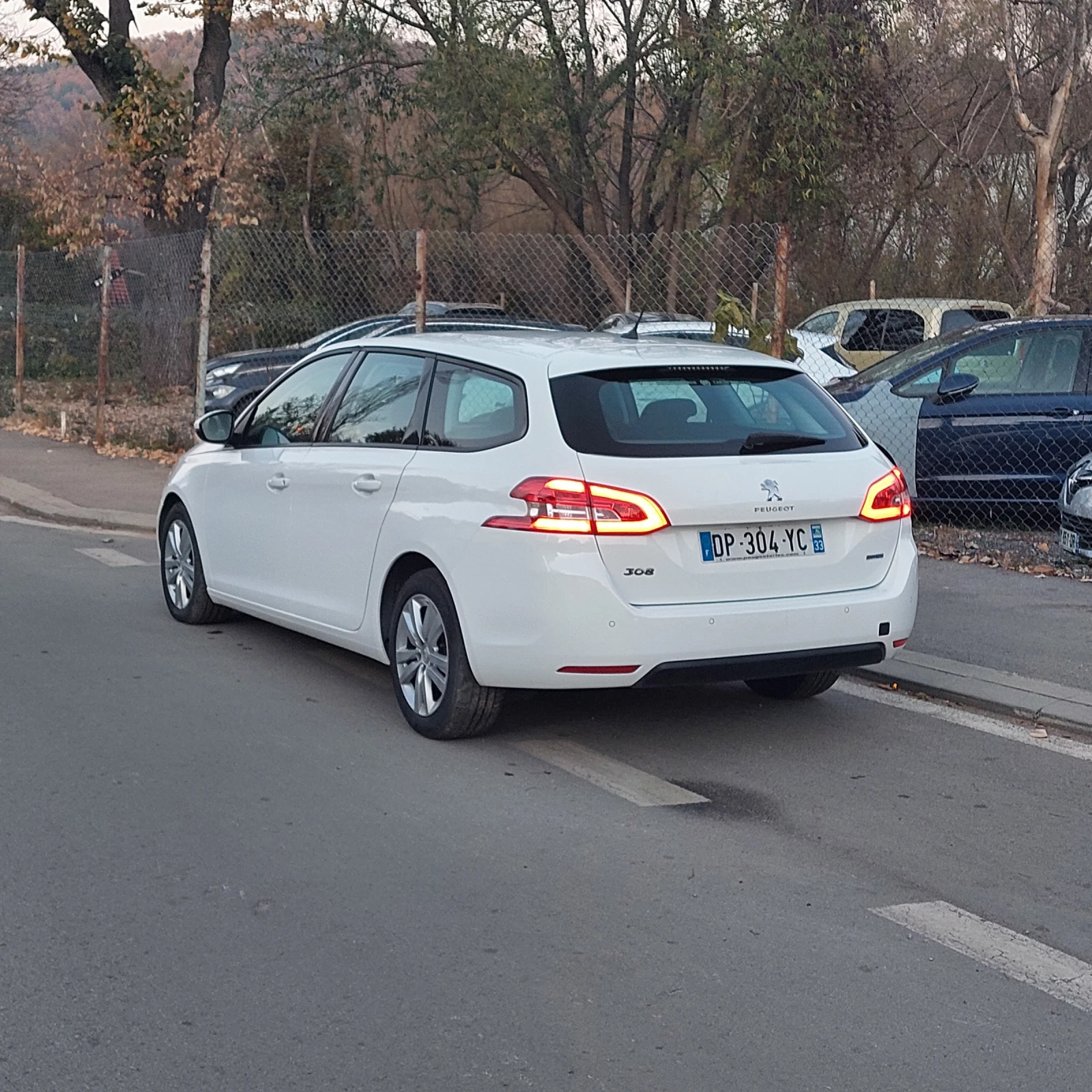 Peugeot 308 1.6HDI avtomat EURO6 - изображение 5