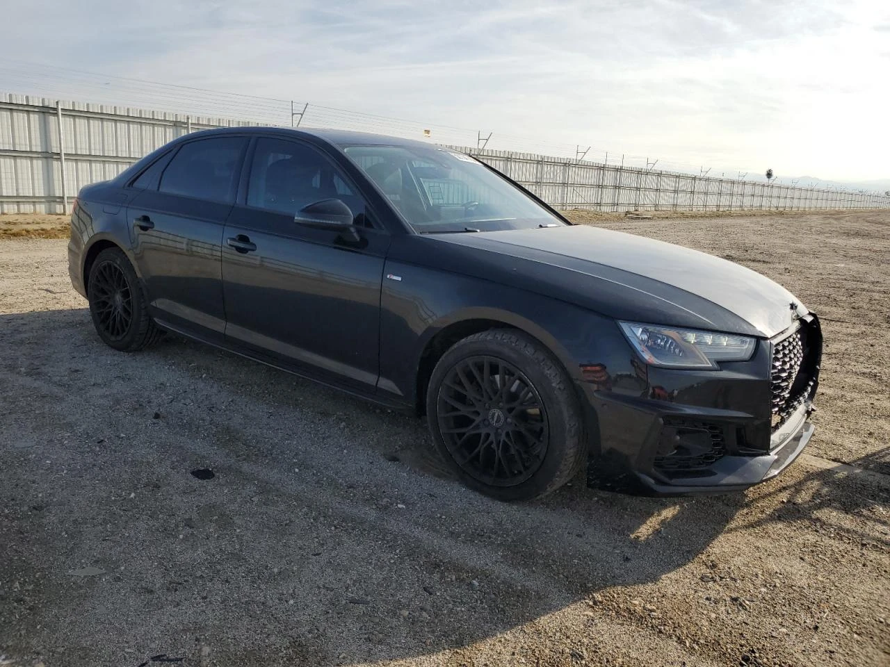 Audi A4 Ultra Premium S-Line - изображение 4