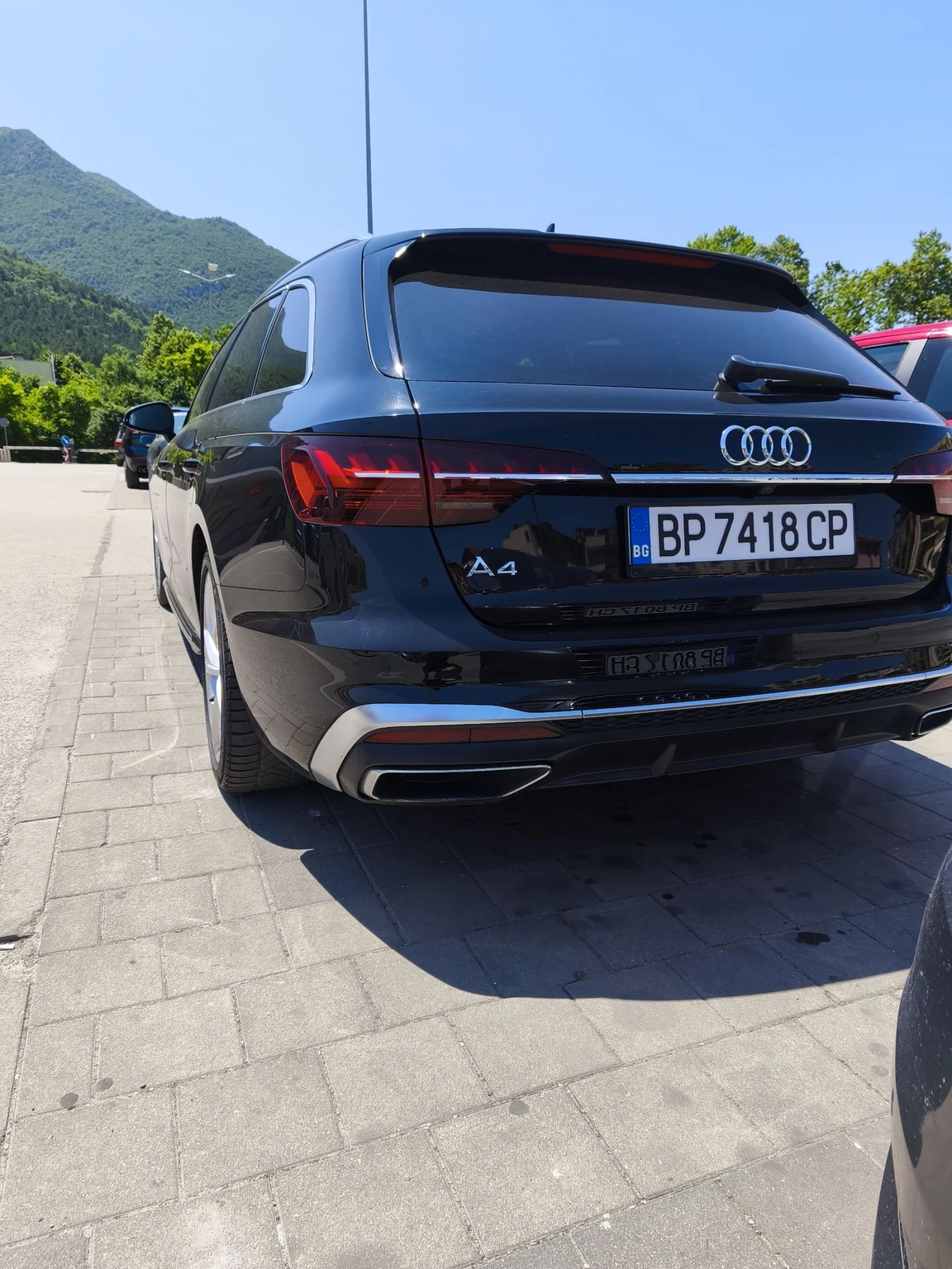 Audi A4 35TDI 3xS Line MATRIX Mild Hybrid - изображение 6