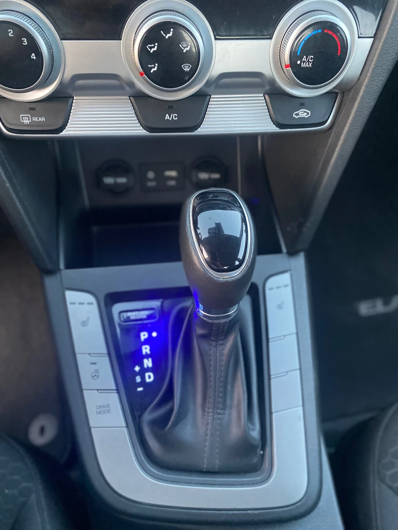 Hyundai Elantra 2.0 DOHC - изображение 10