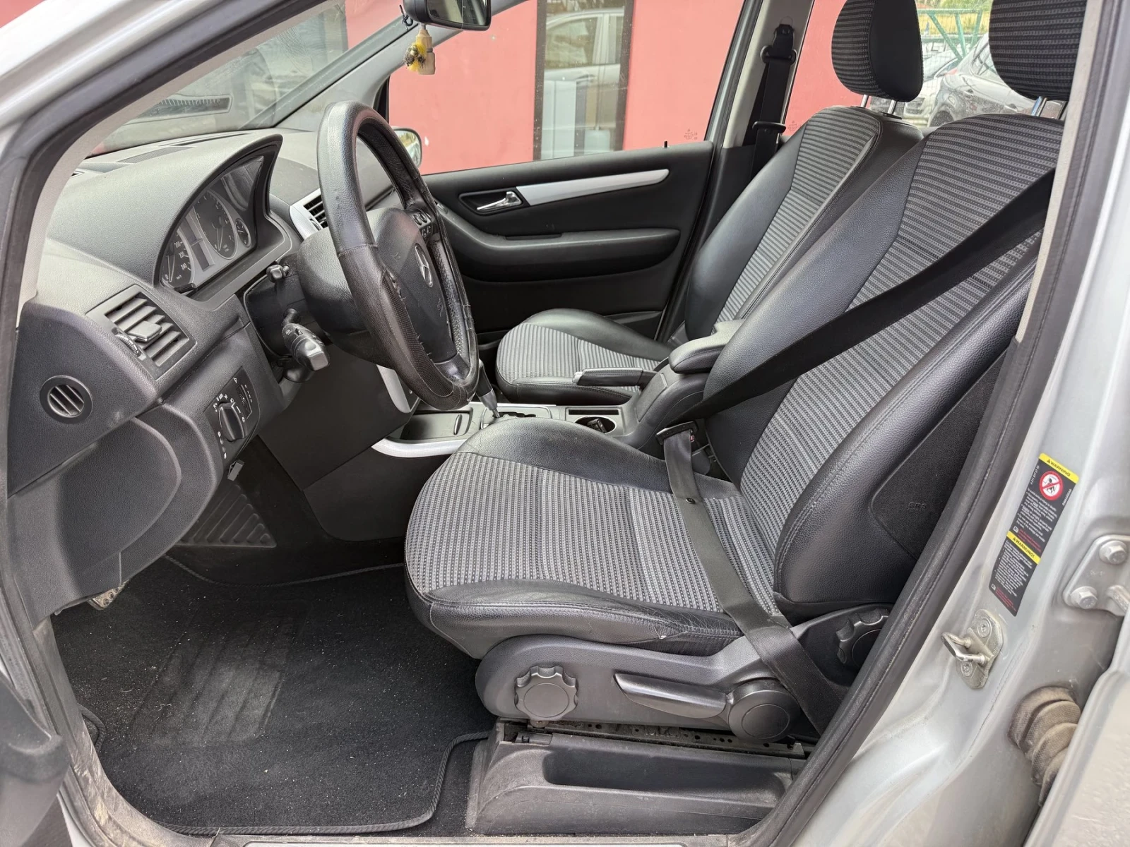 Mercedes-Benz A 200 2.0i ! !  | Mobile.bg   14