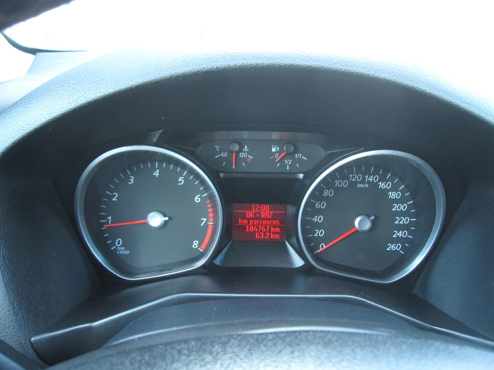Ford Mondeo 1, 6-16V - изображение 8
