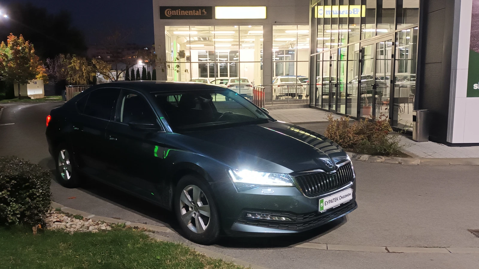 Skoda Superb 2.0 TSI/7DSG | Mobile.bg — изображение 2