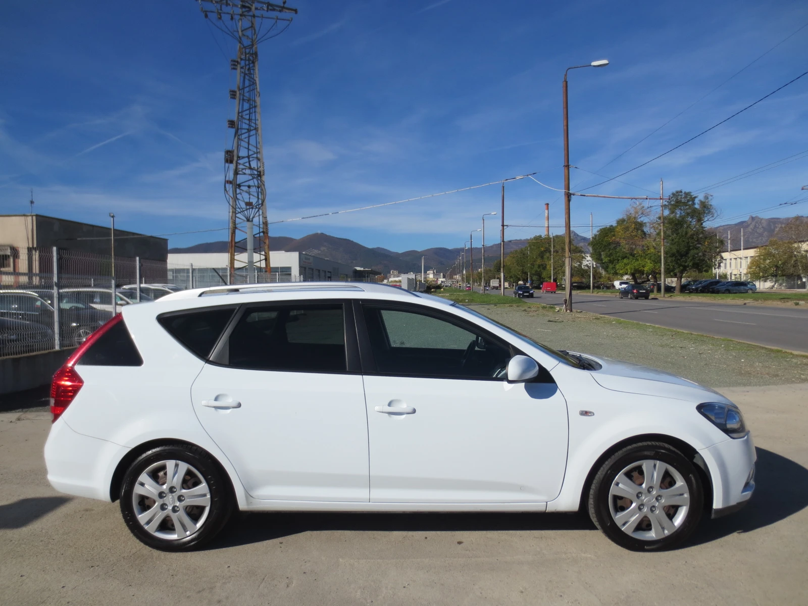 Kia Ceed 1.4 i * ГАЗ*  | Mobile.bg — изображение 4