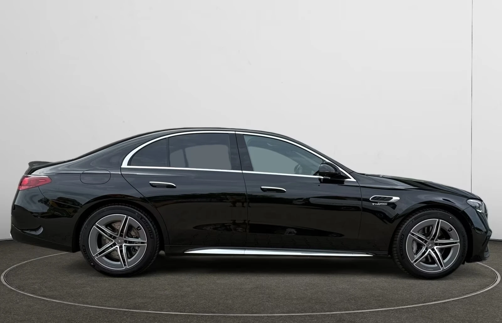 Mercedes-Benz E 53 AMG AMG 4M Hybrid - изображение 5