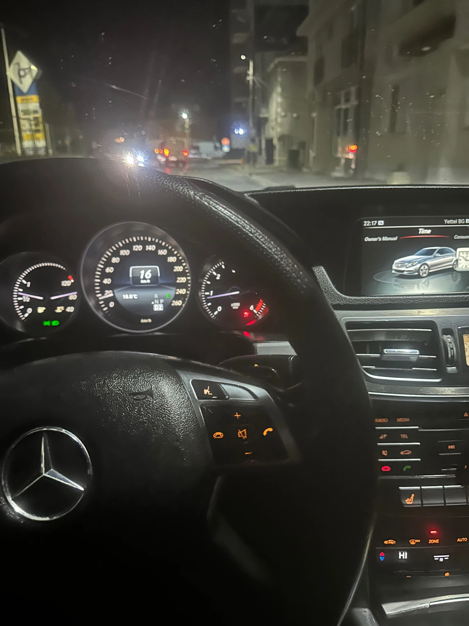 Mercedes-Benz E 200  - изображение 10