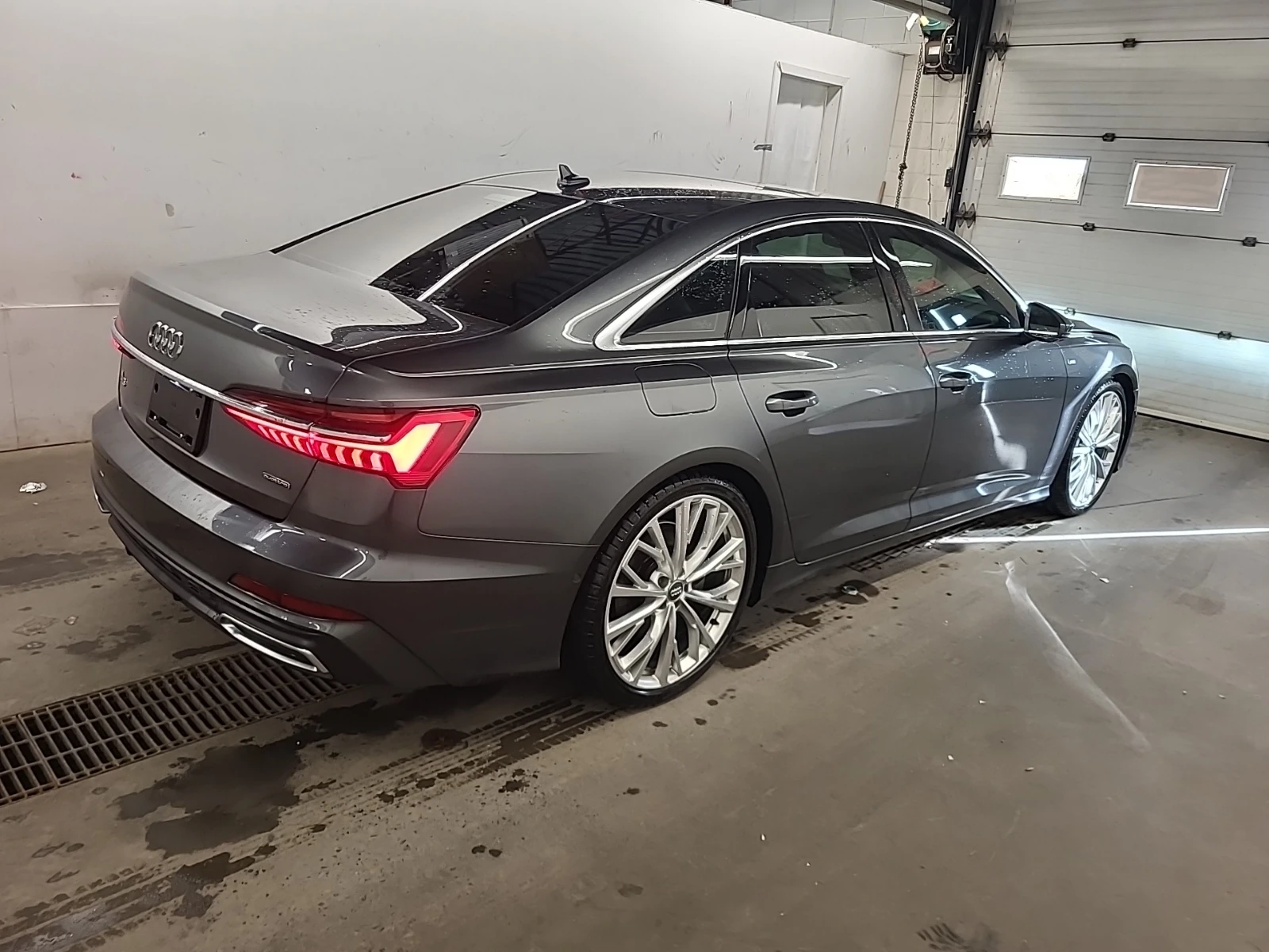 Audi A6 * TECHNIK* CARFAX *    | Mobile.bg   4