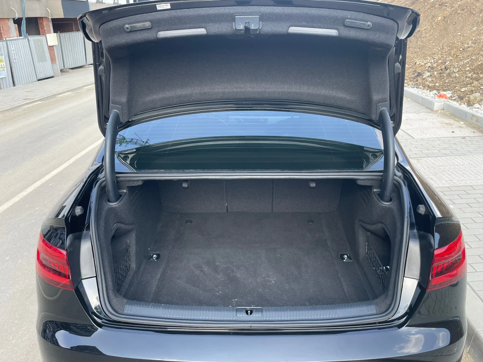 Audi A4, снимка 8 - Автомобили и джипове - 53757270