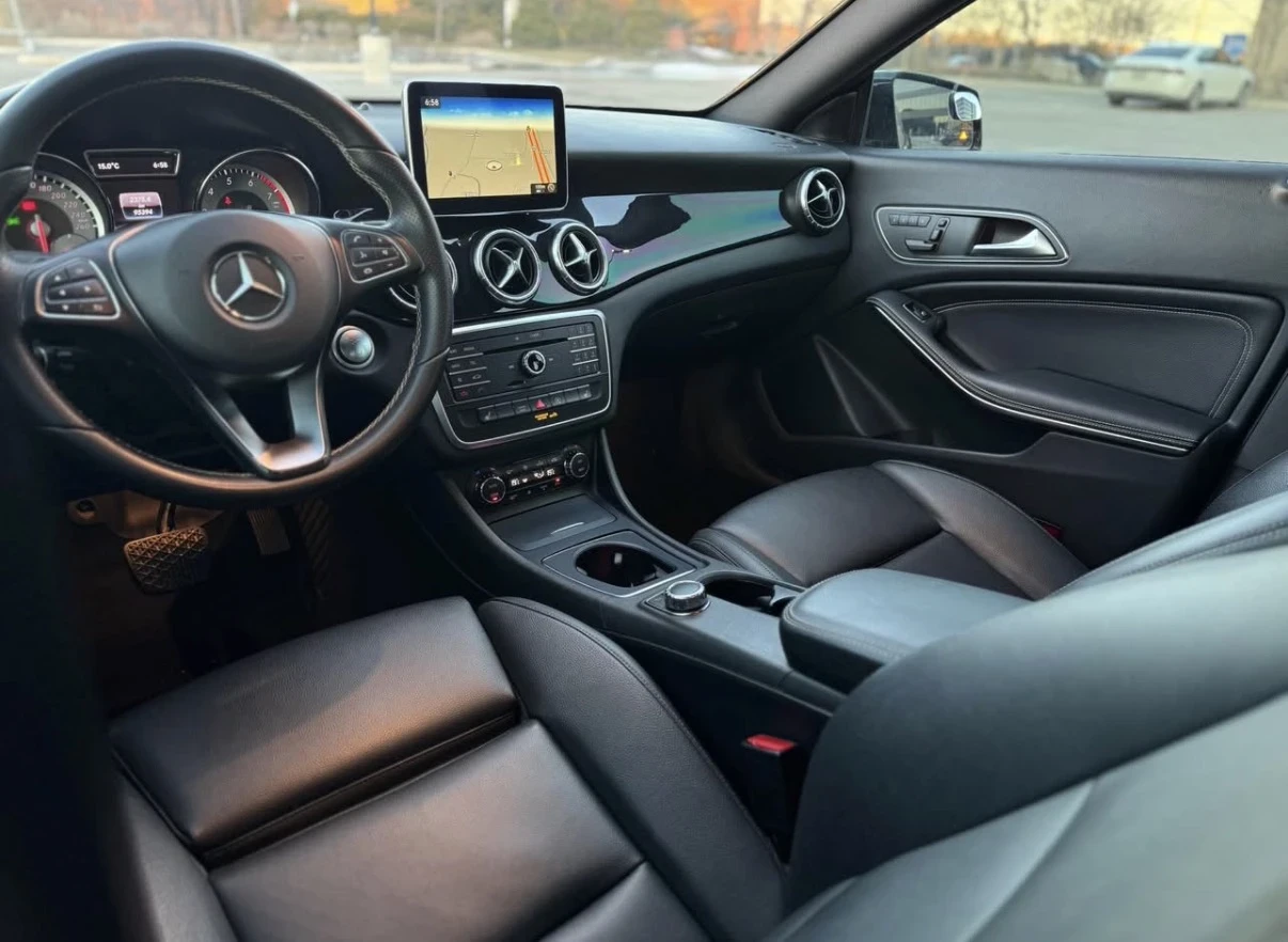 Mercedes-Benz CLA 250 4Matic * Камера * Подгреви * Carplay * Keyless * , снимка 5 - Автомобили и джипове - 53830258