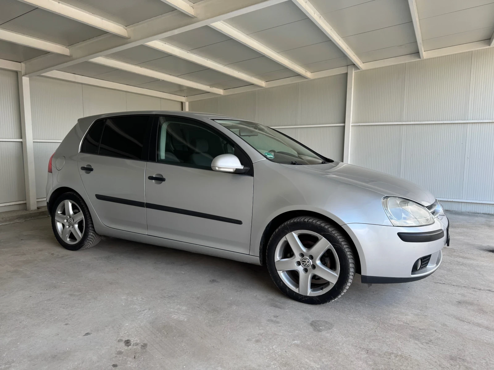 VW Golf 1.6-102к.с.-NAVIGACIA, снимка 6 - Автомобили и джипове - 53878681