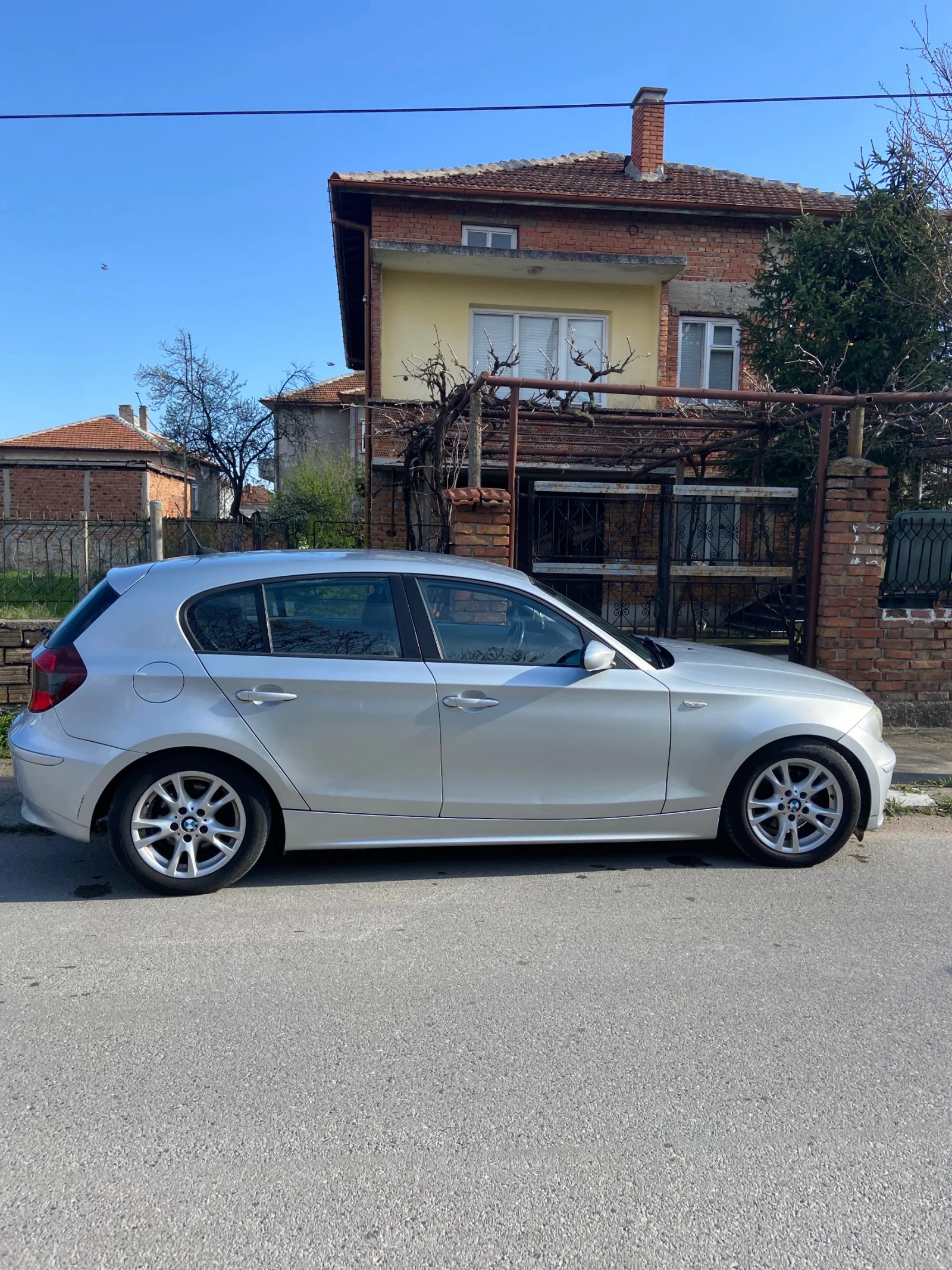 BMW 120, снимка 3 - Автомобили и джипове - 54173899