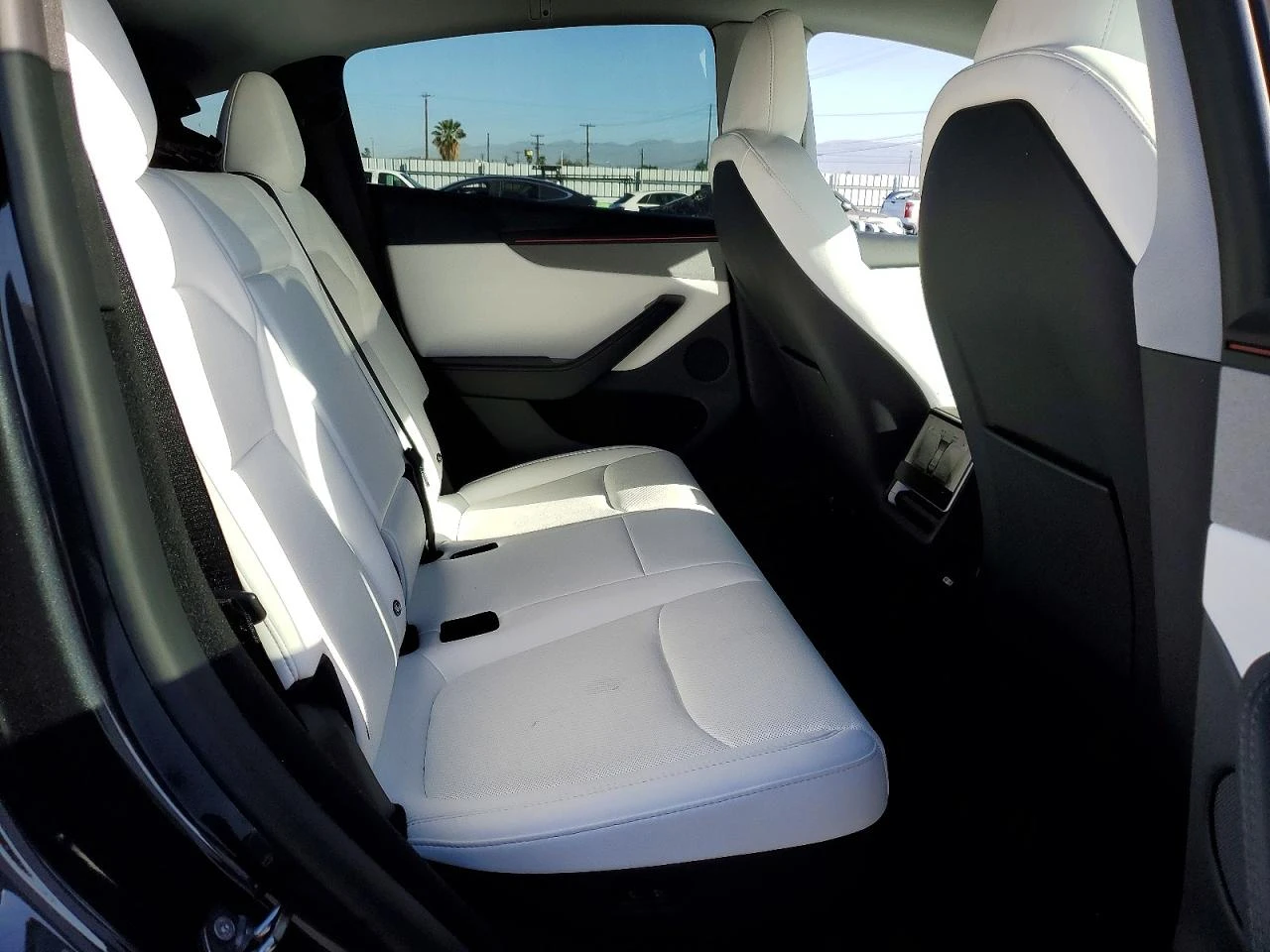 Tesla Model Y, снимка 10 - Автомобили и джипове - 54412047