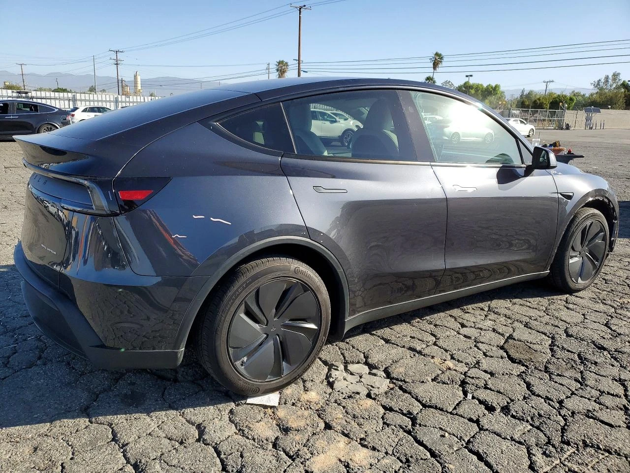 Tesla Model Y, снимка 3 - Автомобили и джипове - 54412047