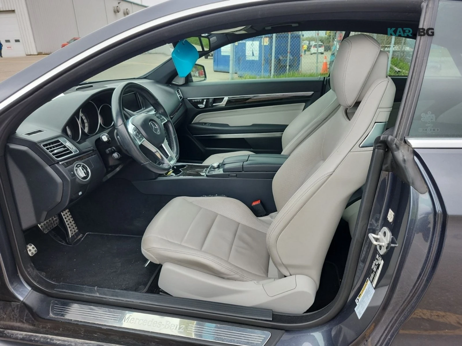 Mercedes-Benz E 400 4matic * AвтоКредит* (ЦЕНА ДО БГ), снимка 10 - Автомобили и джипове - 54765543