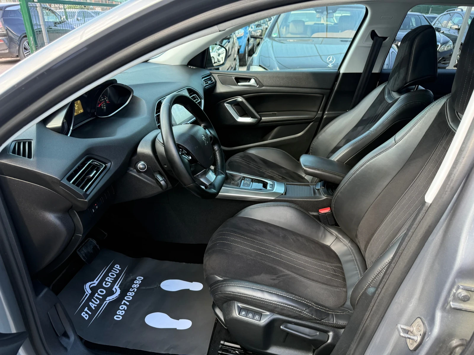 Peugeot 308 2.0HDI 150HP AUTOMATIC!!!, снимка 7 - Автомобили и джипове - 54864109