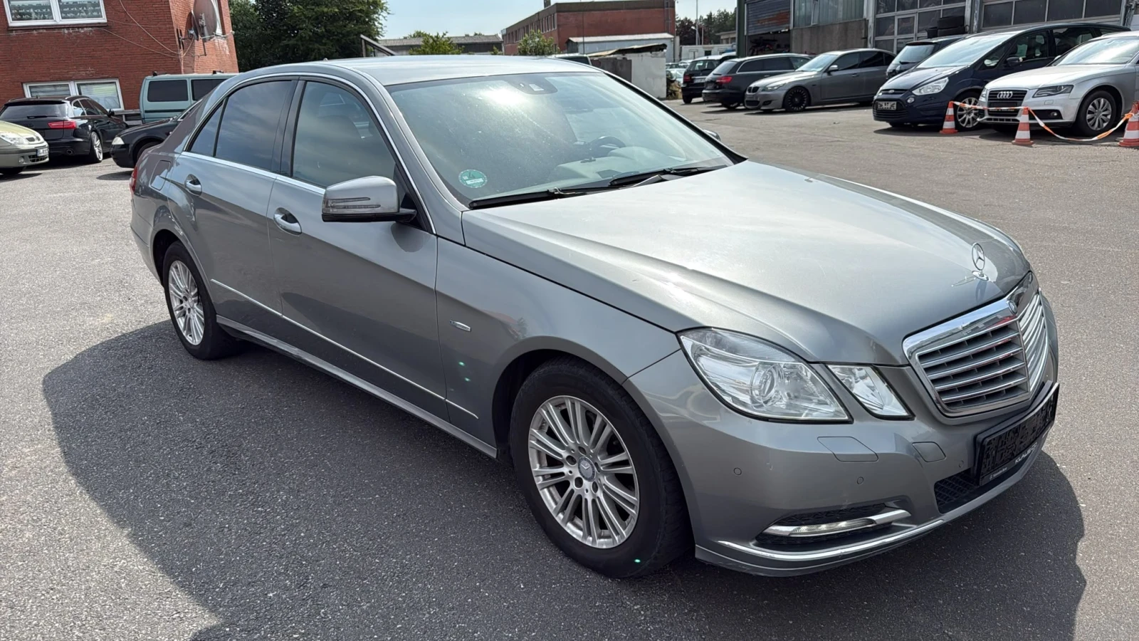 Mercedes-Benz E 220