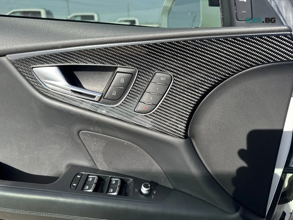 Audi Rs7 * PRESTIGE* * HeadUp* AвтоКредит* (ЦЕНА ДО БГ), снимка 16 - Автомобили и джипове - 55108756