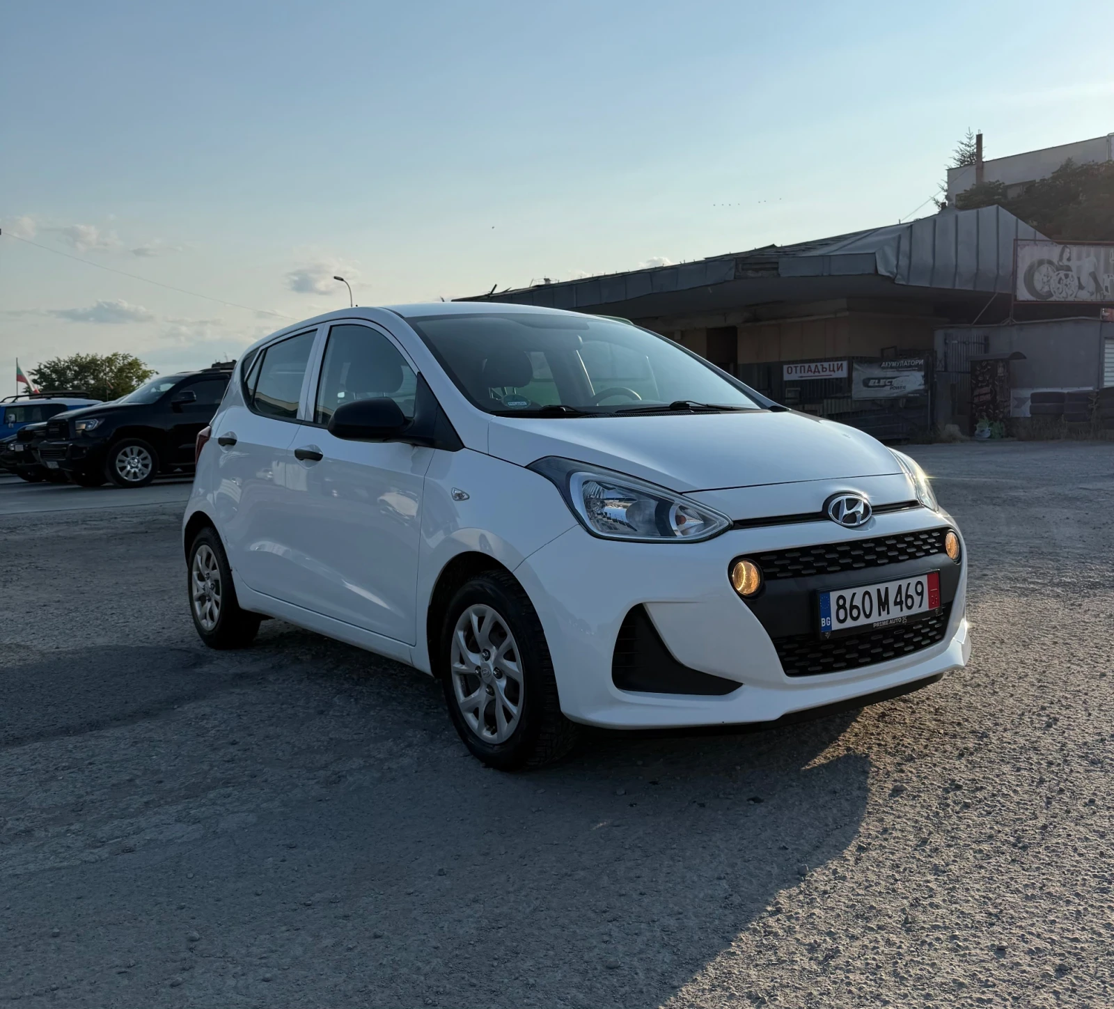 Hyundai I10 45000 КМ ПРОБЕГ, 1.0 petrol, снимка 3 - Автомобили и джипове - 55180286