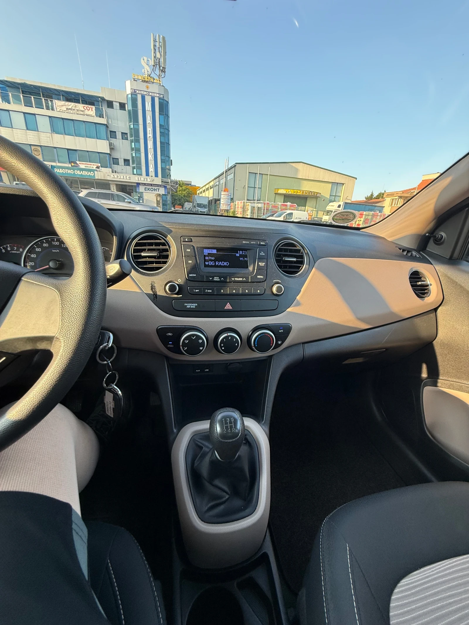 Hyundai I10 45000 КМ ПРОБЕГ, 1.0 petrol, снимка 14 - Автомобили и джипове - 55180286