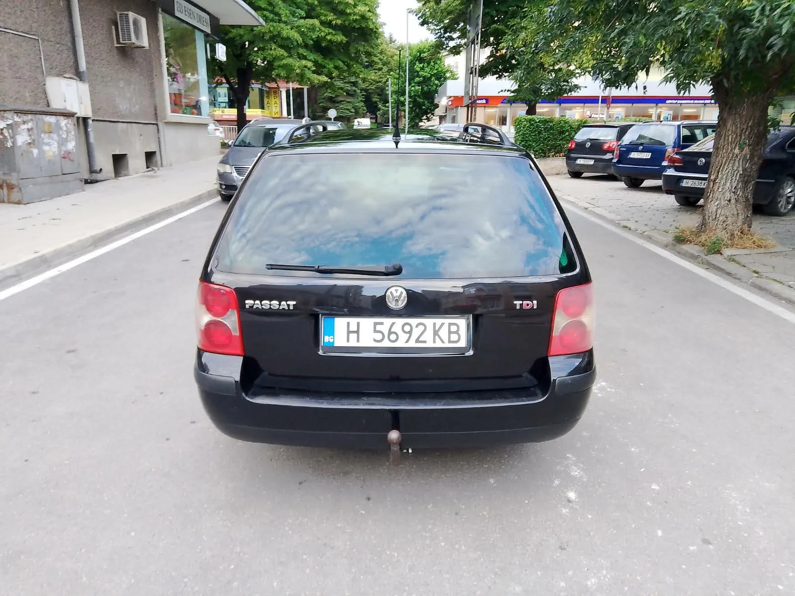 VW Passat 1.9 TDI, снимка 3 - Автомобили и джипове - 55367534