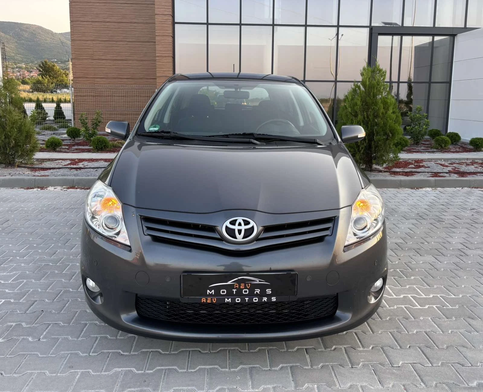 Toyota Auris 2.0D4d/126ks/Навигация/Камера/Евро5/Германия, снимка 3 - Автомобили и джипове - 55467274