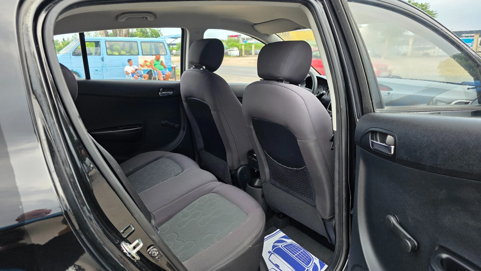 Hyundai I20 1.3i/80hp/АГУ, снимка 12 - Автомобили и джипове - 55755247