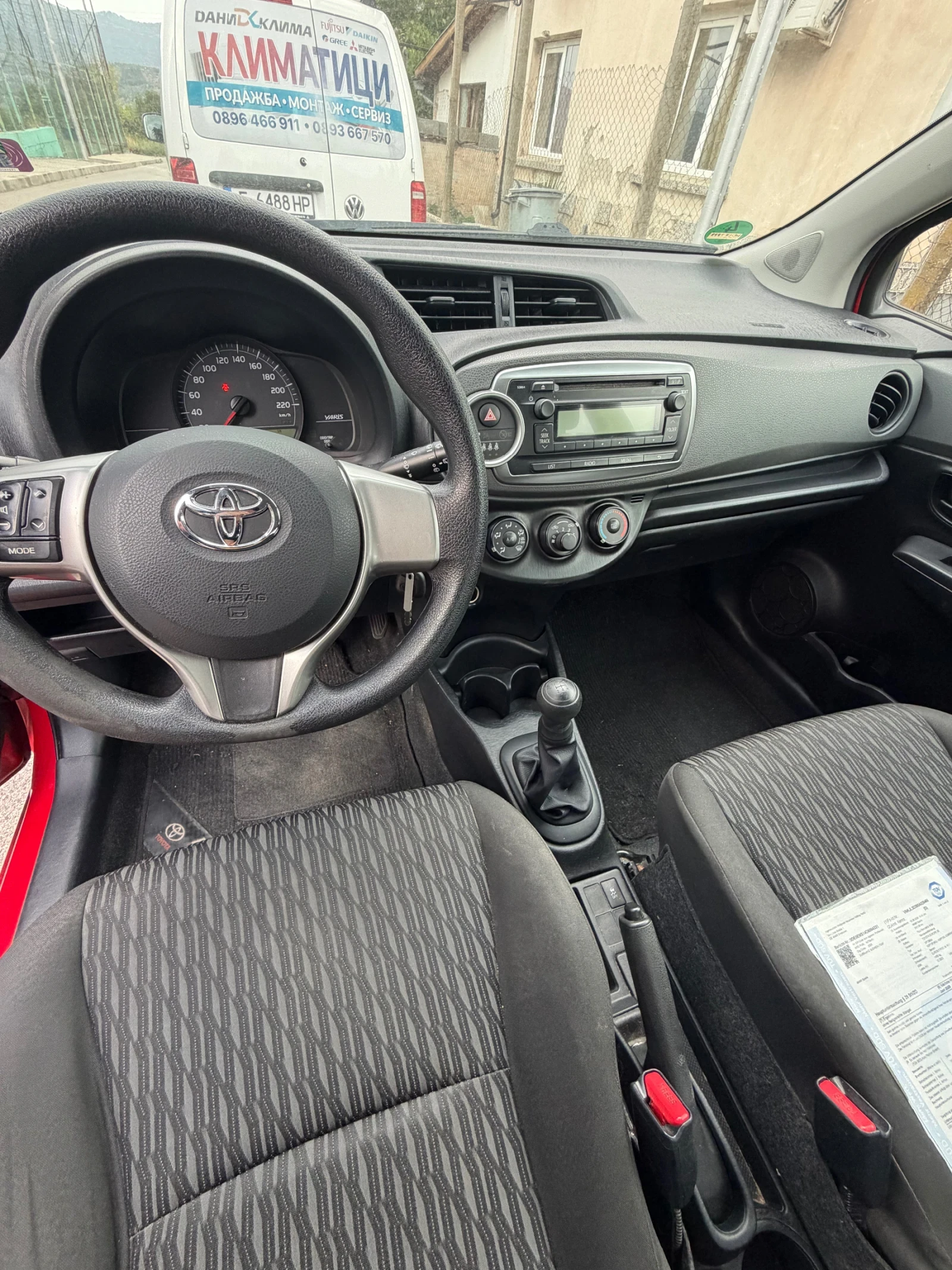 Toyota Yaris Toyota Yaris Бензин 1.0, снимка 6 - Автомобили и джипове - 56131651