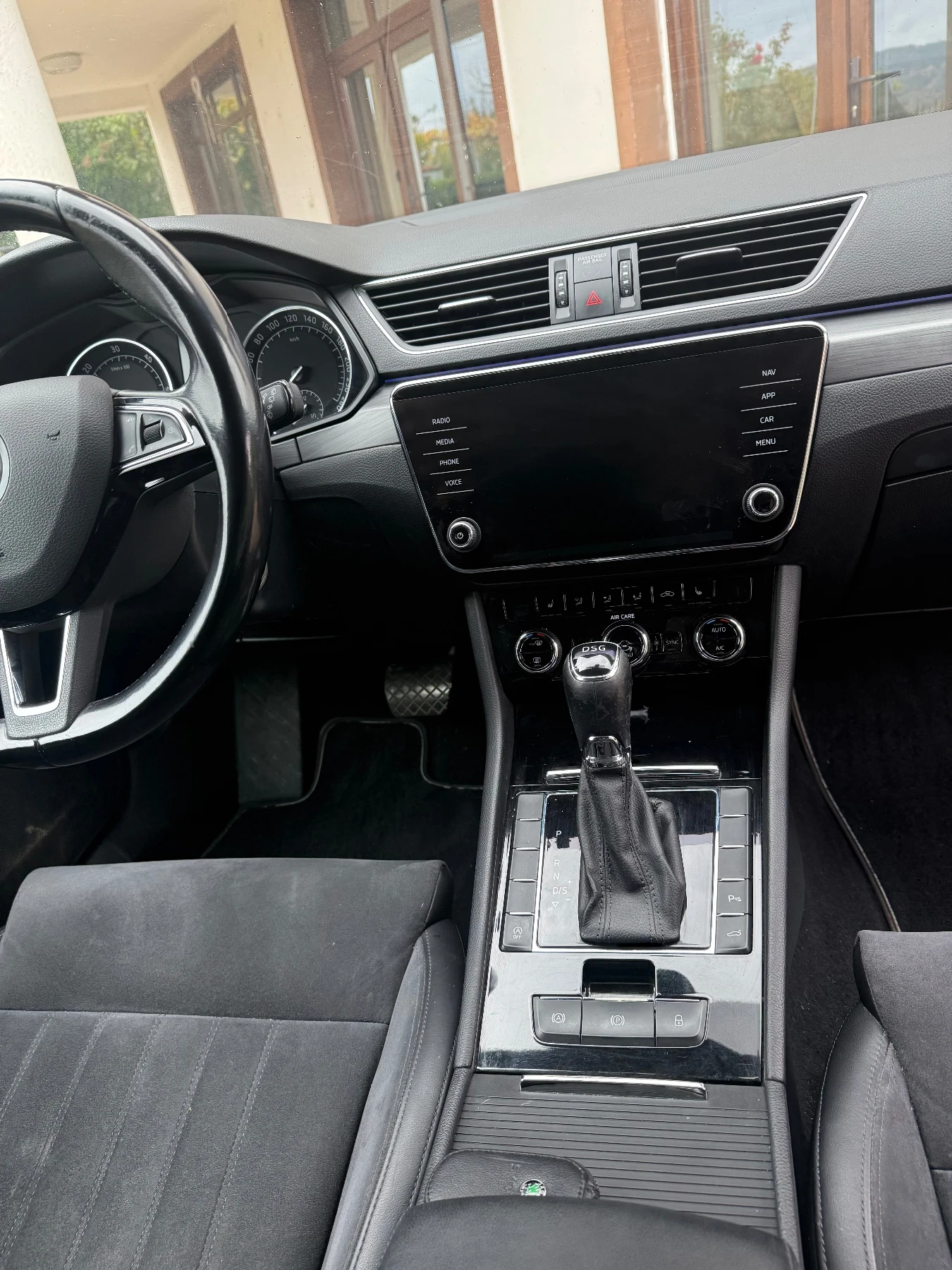 Skoda Superb, снимка 10 - Автомобили и джипове - 56462398