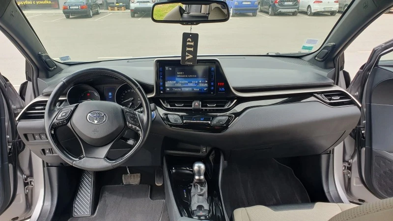 Toyota C-HR 1.8 hybrid 52000km, снимка 9 - Автомобили и джипове - 48032053