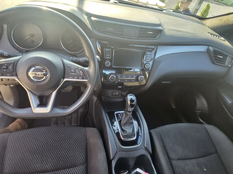 Nissan Rogue SPORT, снимка 7 - Автомобили и джипове - 51076176
