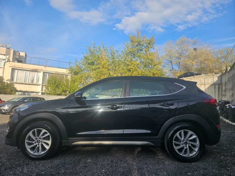 Hyundai Tucson 1.7CDTI Full Extri, снимка 4 - Автомобили и джипове - 52280902