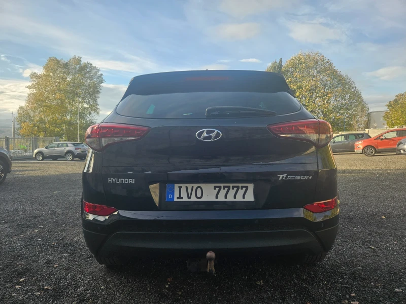 Hyundai Tucson 1.7CDTI Full Extri, снимка 3 - Автомобили и джипове - 52280902