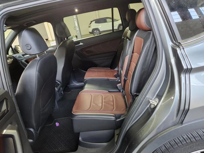 VW Tiguan SEL R-Line, снимка 11 - Автомобили и джипове - 52540708