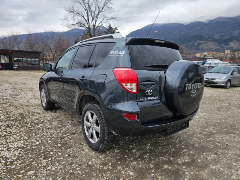 Toyota Rav4 2.0/4X4//EXECUTIVE/ИТАЛИЯ/КОЖА/KEYLESS , снимка 4 - Автомобили и джипове - 53247991