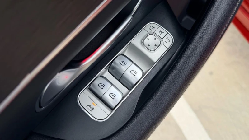 Mercedes-Benz GLE 350, снимка 13 - Автомобили и джипове - 53599568