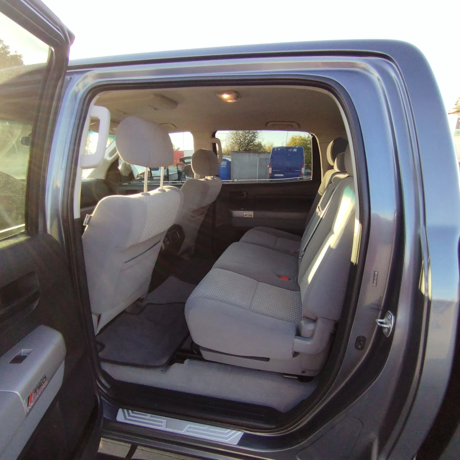 Toyota Tundra 5.7 I Force | Mobile.bg   13