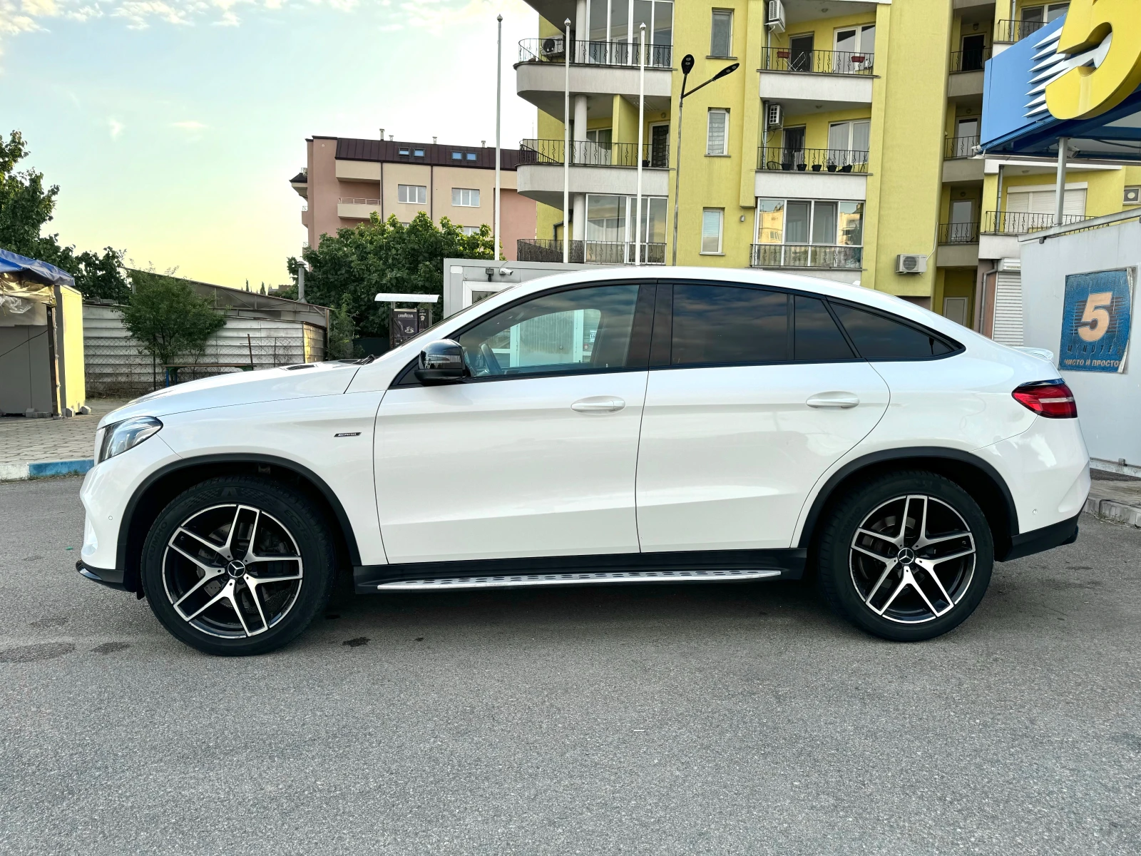 Mercedes-Benz GLE 450 AMG  - изображение 2