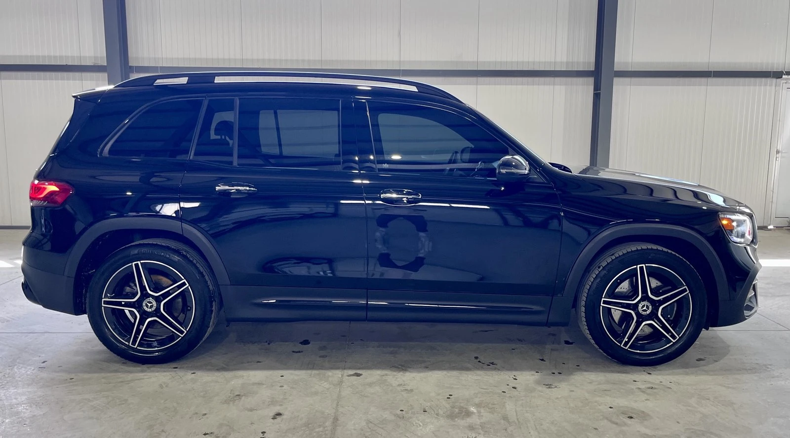 Mercedes-Benz GLB 250 4М AMG Package - изображение 6