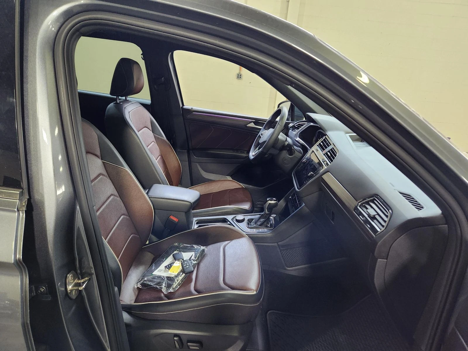 VW Tiguan SEL R-Line | Mobile.bg   9