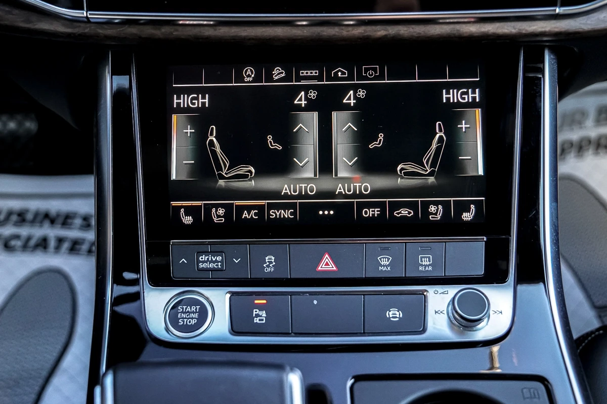 Audi Q8 CARFAX* ���������������* ��� ������������ ������*  | Mobile.bg � ����������� 12