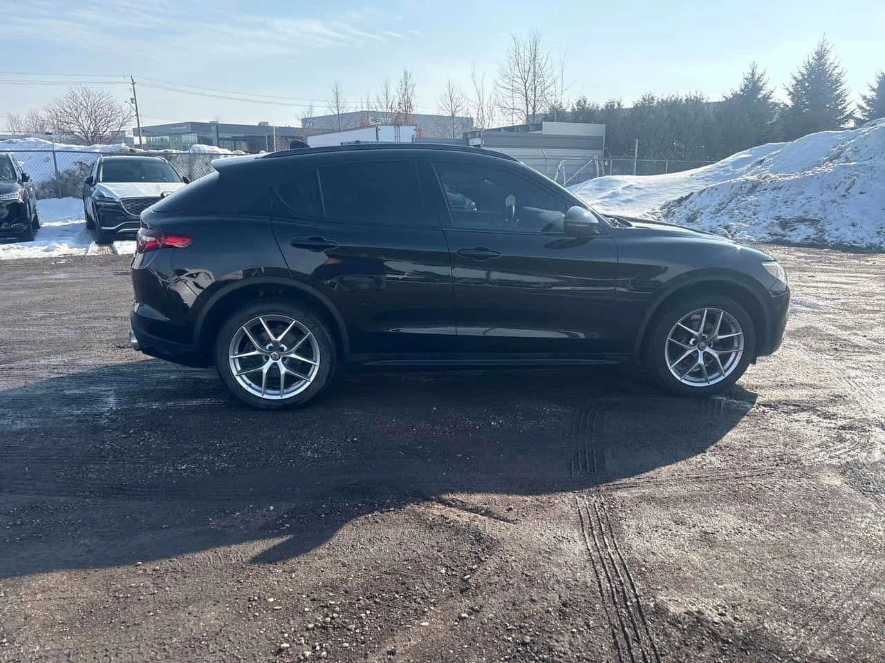 Alfa Romeo Stelvio * Ti Sport * KEYLESS* ПАНО* ПОДГРЕВ*  - изображение 3