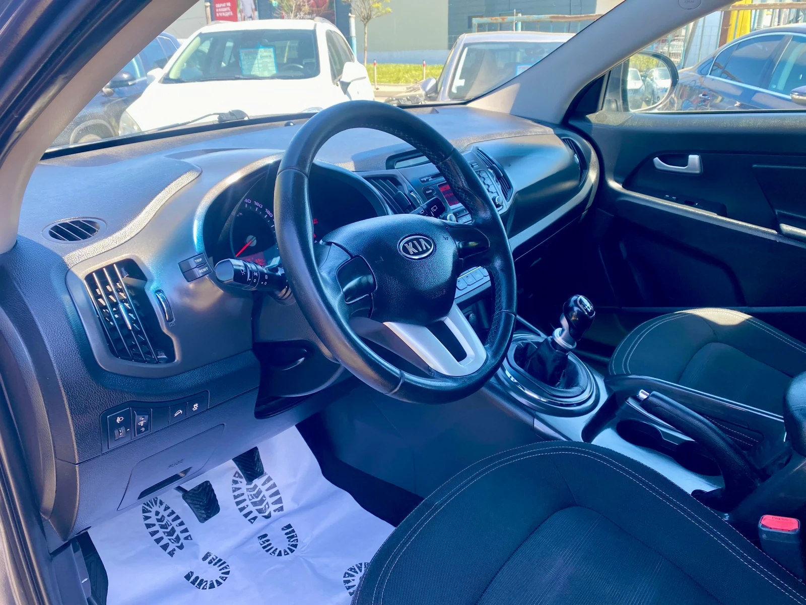 Kia Sportage, снимка 7 - Автомобили и джипове - 54440615
