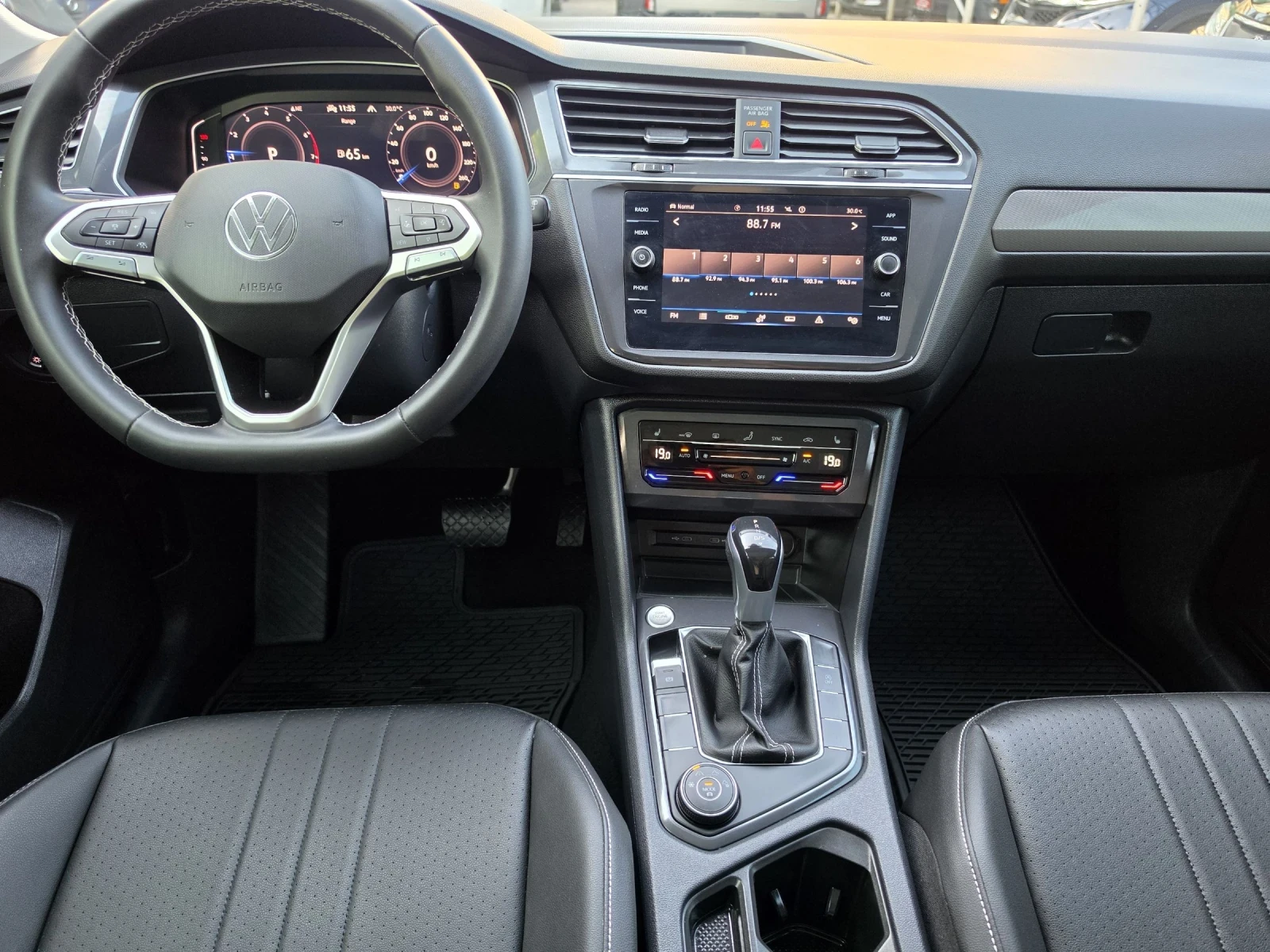 VW Tiguan Allspace 2.0 TFSI 4MOTION, снимка 8 - Автомобили и джипове - 55052092