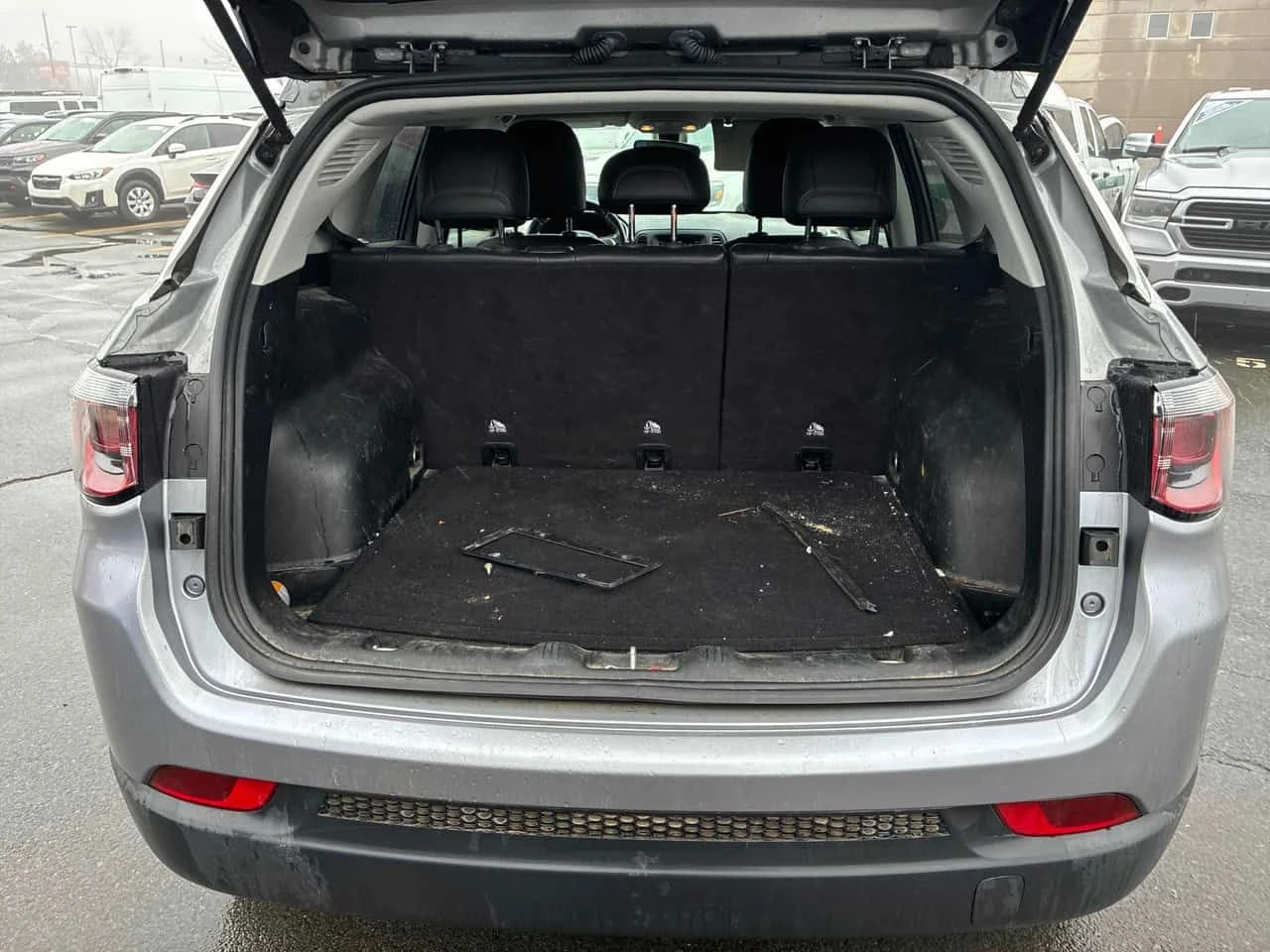 Jeep Compass * North * АВОКРЕДИТ БЕЗ ПЪРВОНАЧАЛНА ВНОСКА* , снимка 15 - Автомобили и джипове - 55093126