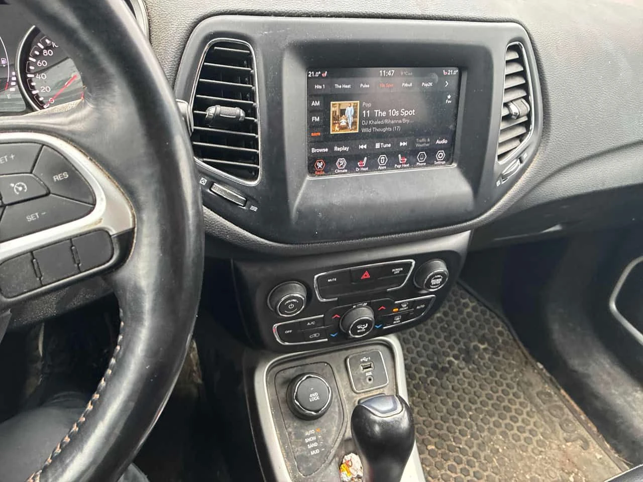 Jeep Compass * North * АВОКРЕДИТ БЕЗ ПЪРВОНАЧАЛНА ВНОСКА* , снимка 9 - Автомобили и джипове - 55093126